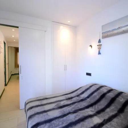 Beachfront In With Pool L'Estartit